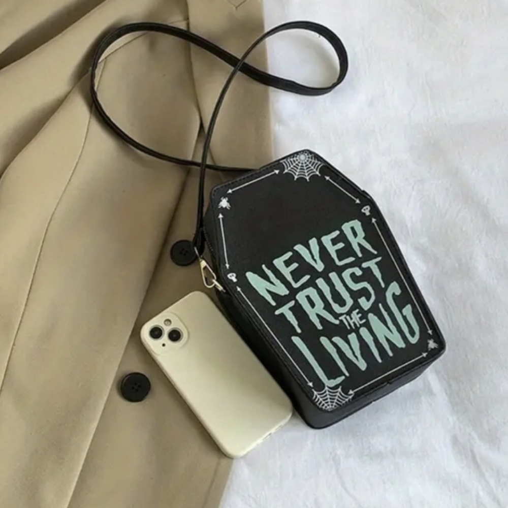 Never Trust the Living Bag - Picture 3 of 8